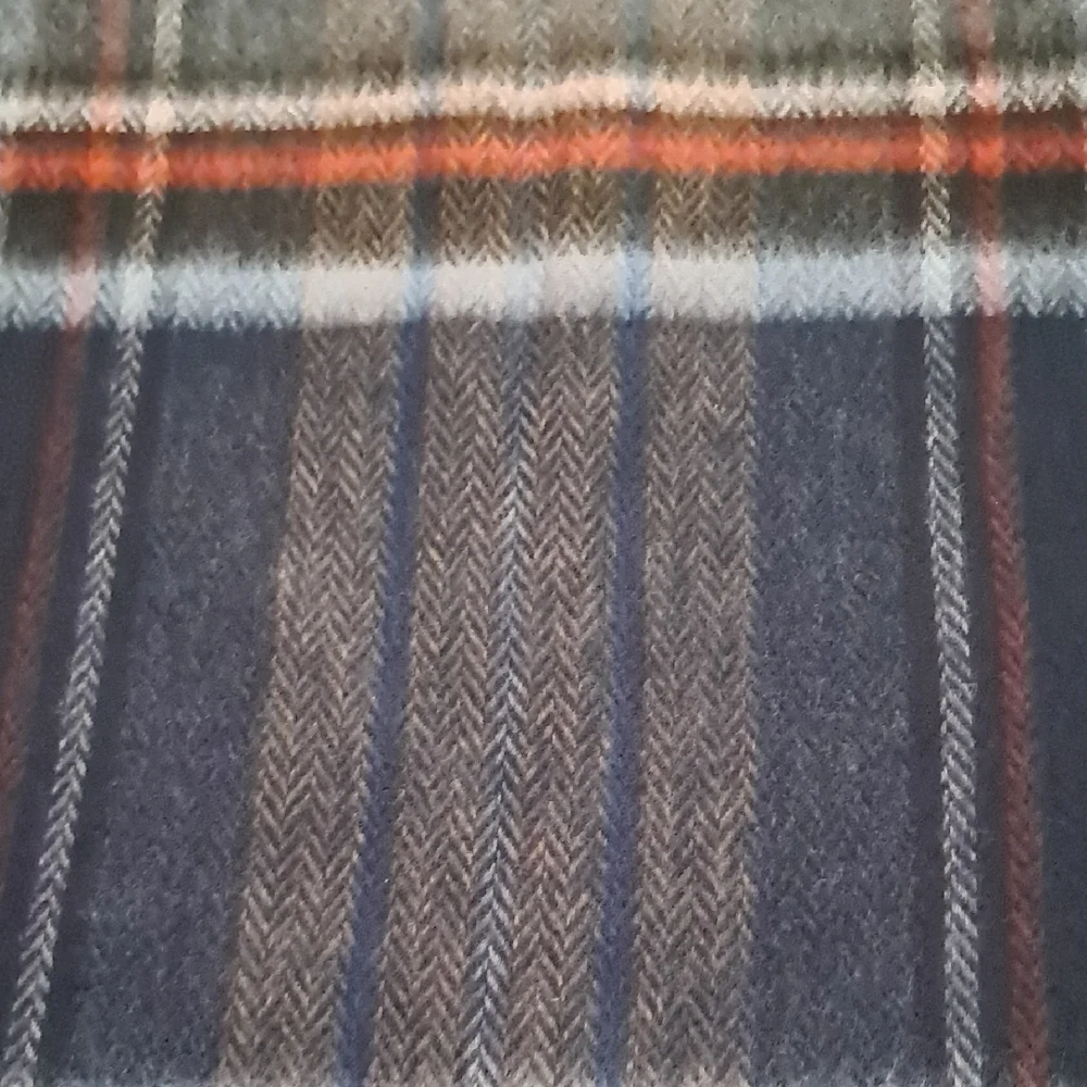 Fraas Men's Dark Herringbone Scarf